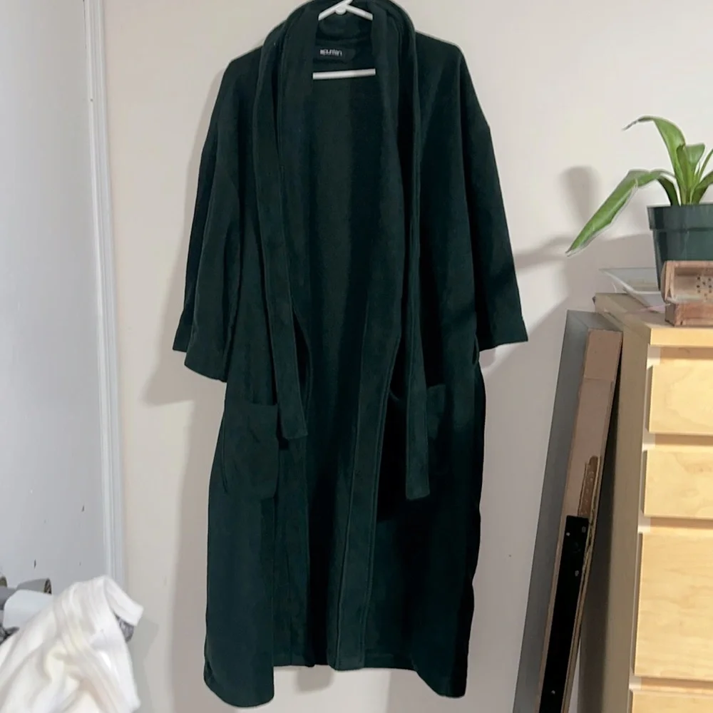 Forest Green Robe - Picture 1 of 3